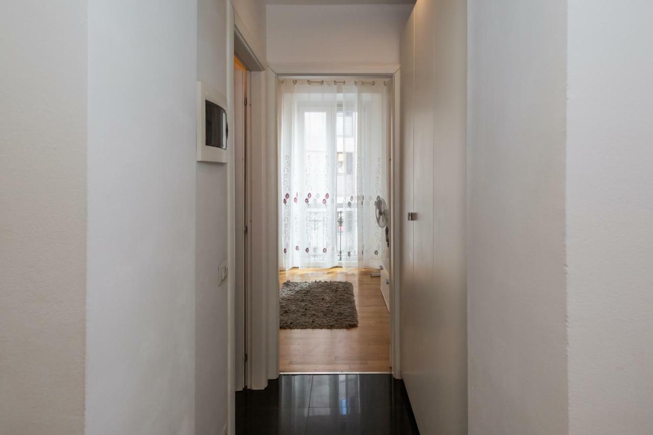 Bilocale Zona Centrale Apartment Milan Exterior photo